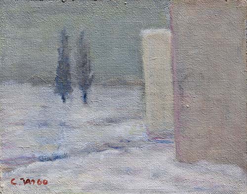 Paesaggio con neve e cipressi